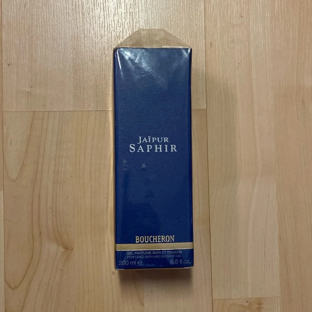 ❤️ Boucheron Jaipur Saphir Perfumed Bath and Shower Gel New in Box - Picture 1 of 4